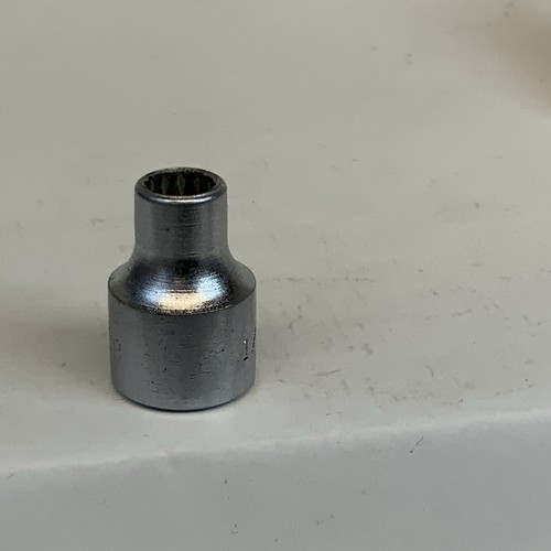 HUSKY CB1208, 3/8 Drive 1/4in. 12pt SAE Socket, USA Made - Picture 3 of 6