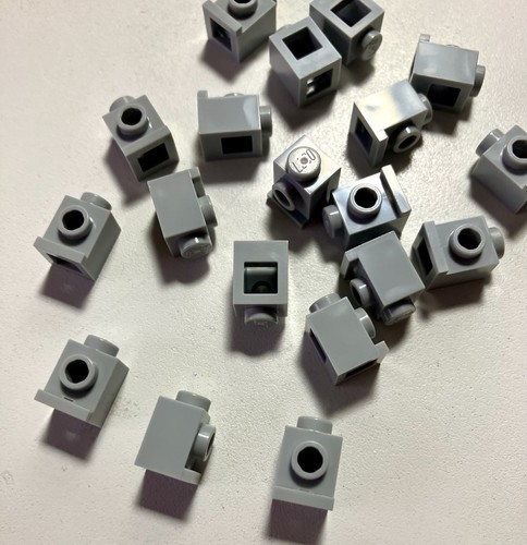 Lego 20 New Pieces Medium Stone Grey Angular Brick 1x1 Headlight (4070) - Picture 2 of 2