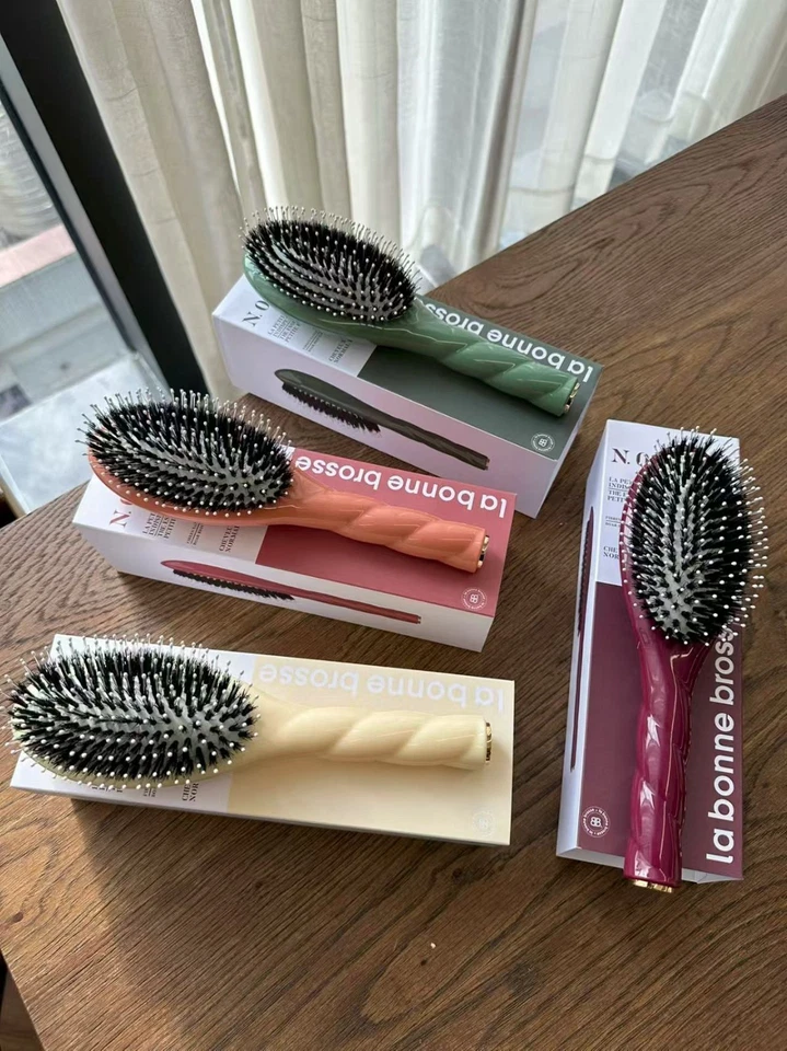 La Bonne Brosse N.03 boar bristle brush The Shine & Care Hair Brush - Image 4 of 4