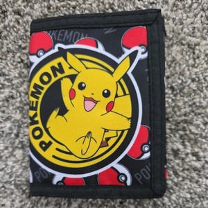 Pokémon Pikachu Boys' Trifold Wallet Black Poké Ball Print Polyester Canvas