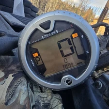 Can Am Outlander 2008-2012 Dash Gauge Kit Speedometer Tachometer 710003100 READ
