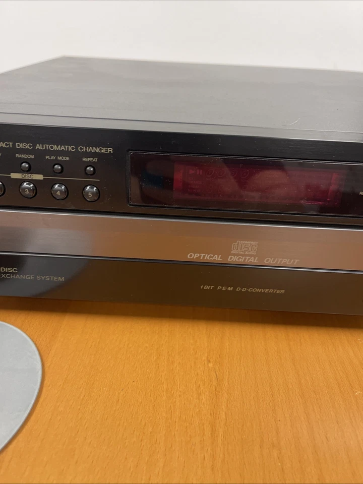 JVC XL-FZ 258 CD Player Compact 5 Disc Automatic Changer WORKS GREAT NO REMOTE - Image 3 of 4