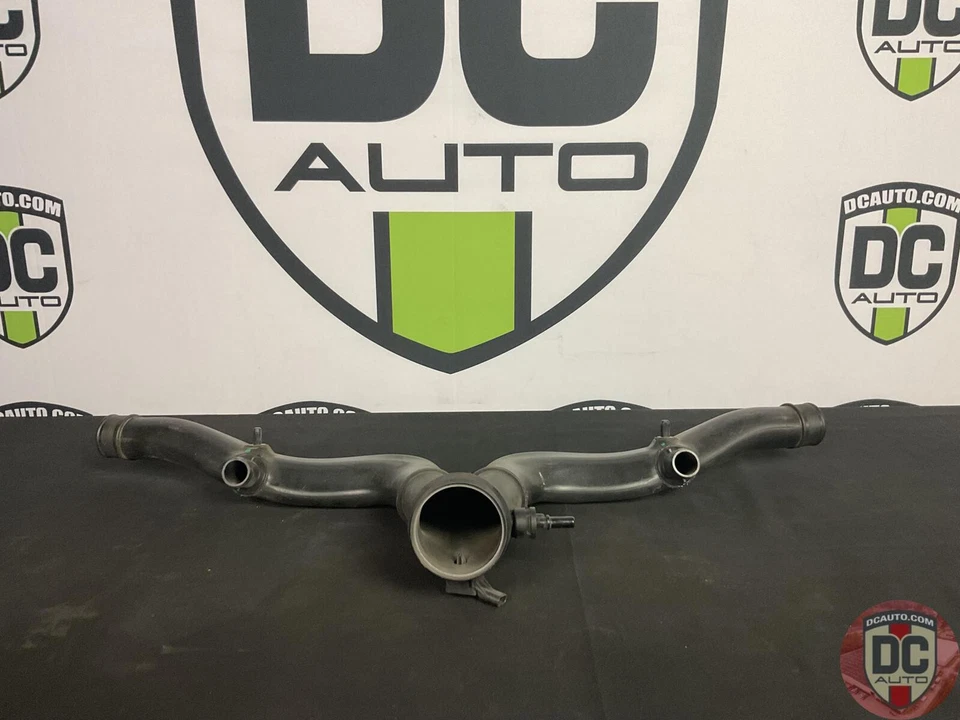 2017-2018 Porsche 911 991 Intake Pressure Pipe 9P1145683C 126128 - Imagem 2 de 4