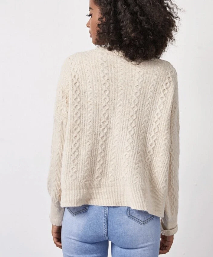 SHEIN Light Tan Sweater With Buttons Size Medium New Without Tags Make An Offer