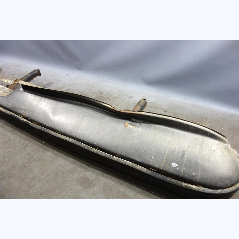 Cubierta de parachoques trasero de aluminio dañada para BMW E23 733i serie 7 1978-1979 con amortiguadores OEM Foto 4 de 4