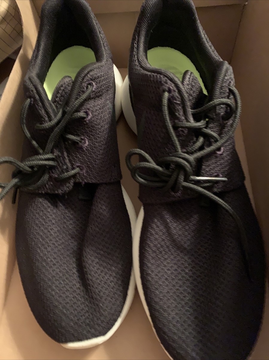 NEW! Nike Roshe One BLACK/SAIL Mens 6/Womens 7.5-8 | eBay