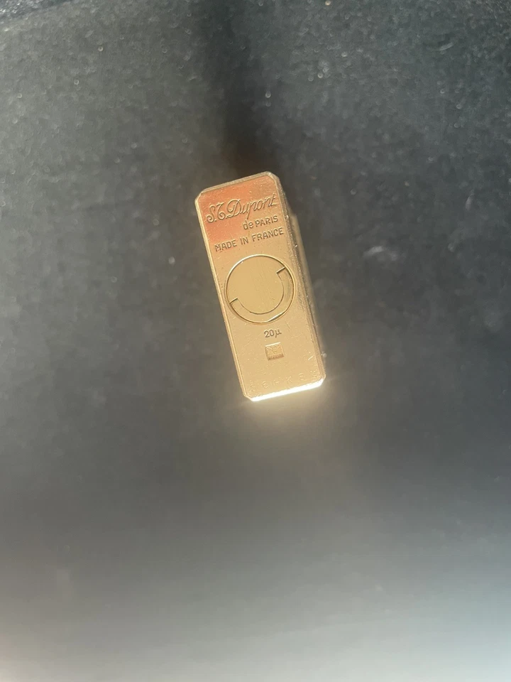 Briquet S.T. Dupont plaqué or 20 microns - Photo 3/4