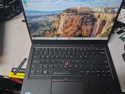 Lenovo ThinkPad x1 Carbon Intel i7-8th Gen 1.90GHz 16GB RAM 128GB