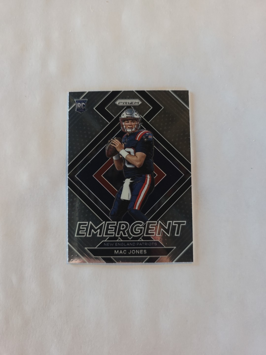 2021 Panini Prizm Mac Jones Emergent Rookie Insert RC #E-6 New England Patriots