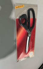 KAI N5240 9 1/2 Inch Dressmaking Shears