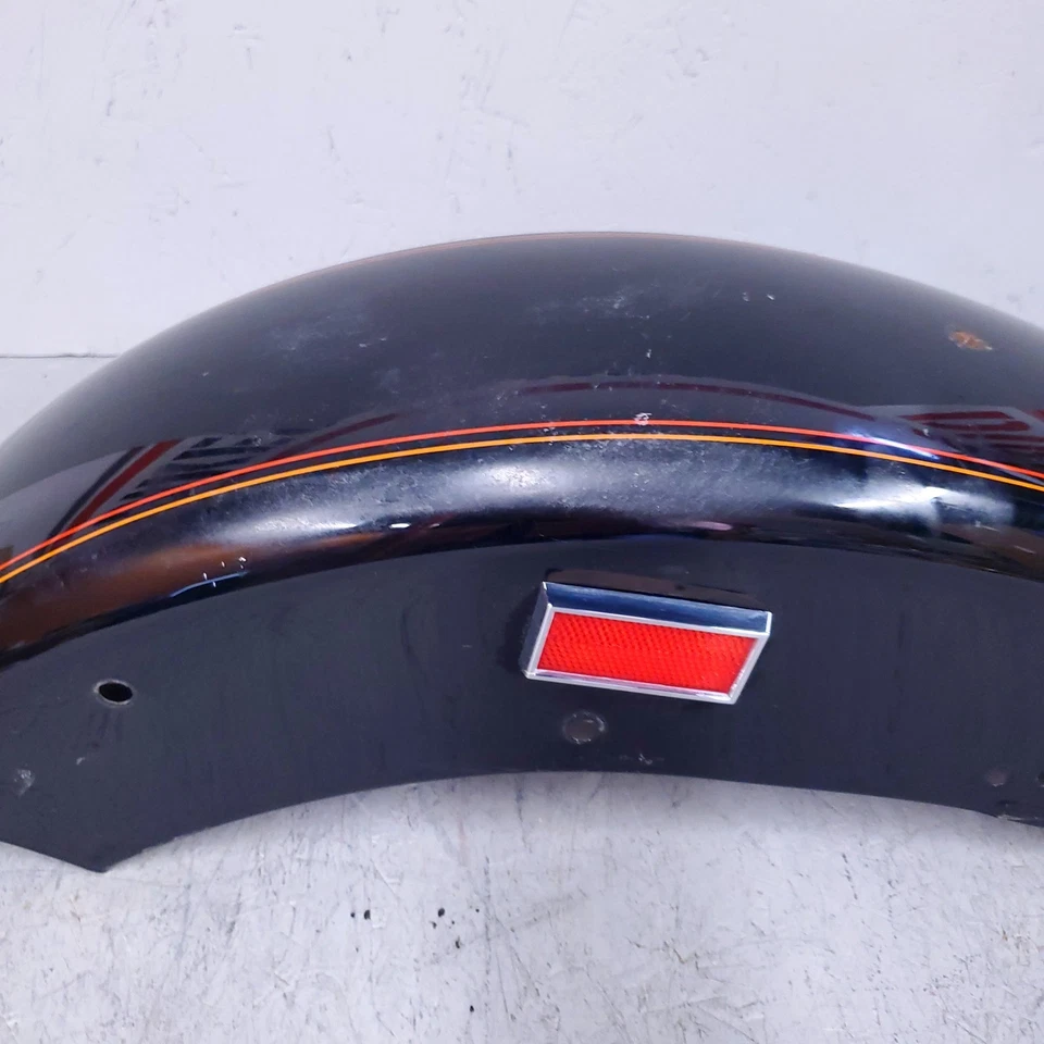 Guardabarros trasero personalizado Harley-Davidson Softail negro Springer FXSTC Evo 59914-90VD Foto 2 de 4