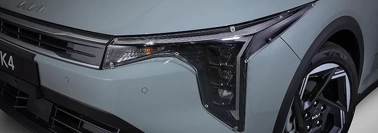 Genuine Kia K4 Headlight Protectors 2025-Onwards GGA34APK00 - Imagen 1 de 1