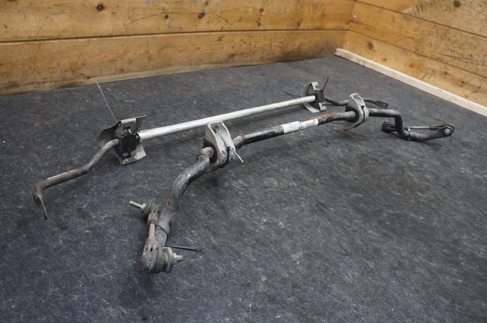 Juego de 2 barras estabilizadoras delanteras traseras 31306866000 33506866007 OEM BMW i8 14-19 Foto 2 de 4