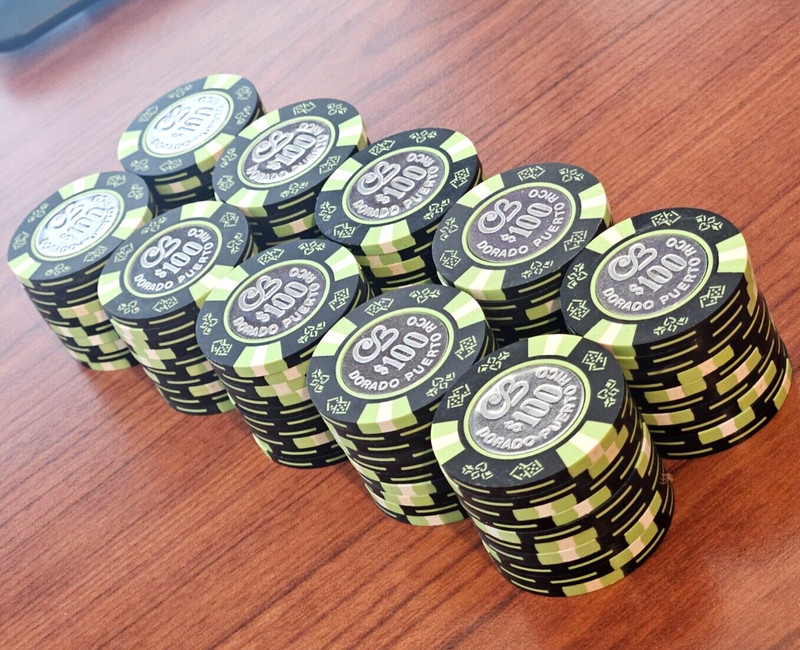 Lot 100 NEW CERROMAR BEACH CB $100 ab COIN Casino chip DORADO Puerto Rico poker