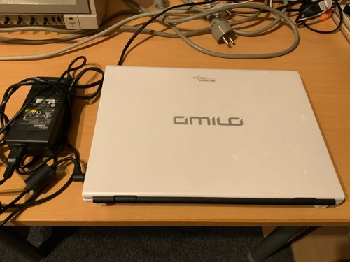 (G) Portátil Fujitsu Siemens AMILO, Windows 8, WLAN - Imagen 4 de 5