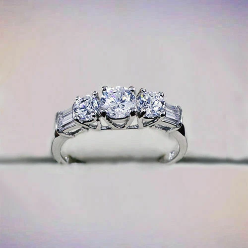 Anelli di bigiotteria trasparente in pietra