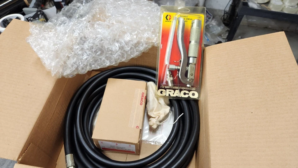 Kit dispensador Graco 222081 para bomba de grasa Fire Ball 300 manguera de 25'.  NUEVO EN CAJA Foto 2 de 4