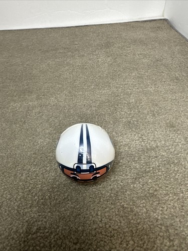 DAMAGED Tennessee Titans Pre-built 2.5" MINI FIGURE BUILDABLE 2014 NFL FOOTBALL - Picture 7 of 9