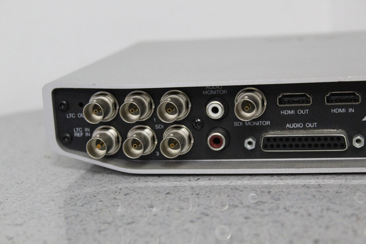 AJA IO-4K IO4k UltraHD HDMI & SDI I/O with Thunderbolt 2 AJA IO-4K IO4k UltraHD HDMI & SDI I/O with Thunderbolt 2