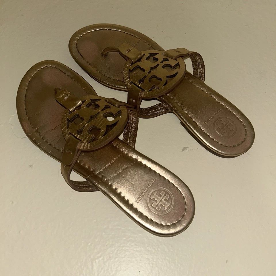 Hermosa Sandalia Chancla Tory Burch Miller Talla 7 Oro Rosa Cuero Metálico Foto 2 de 3