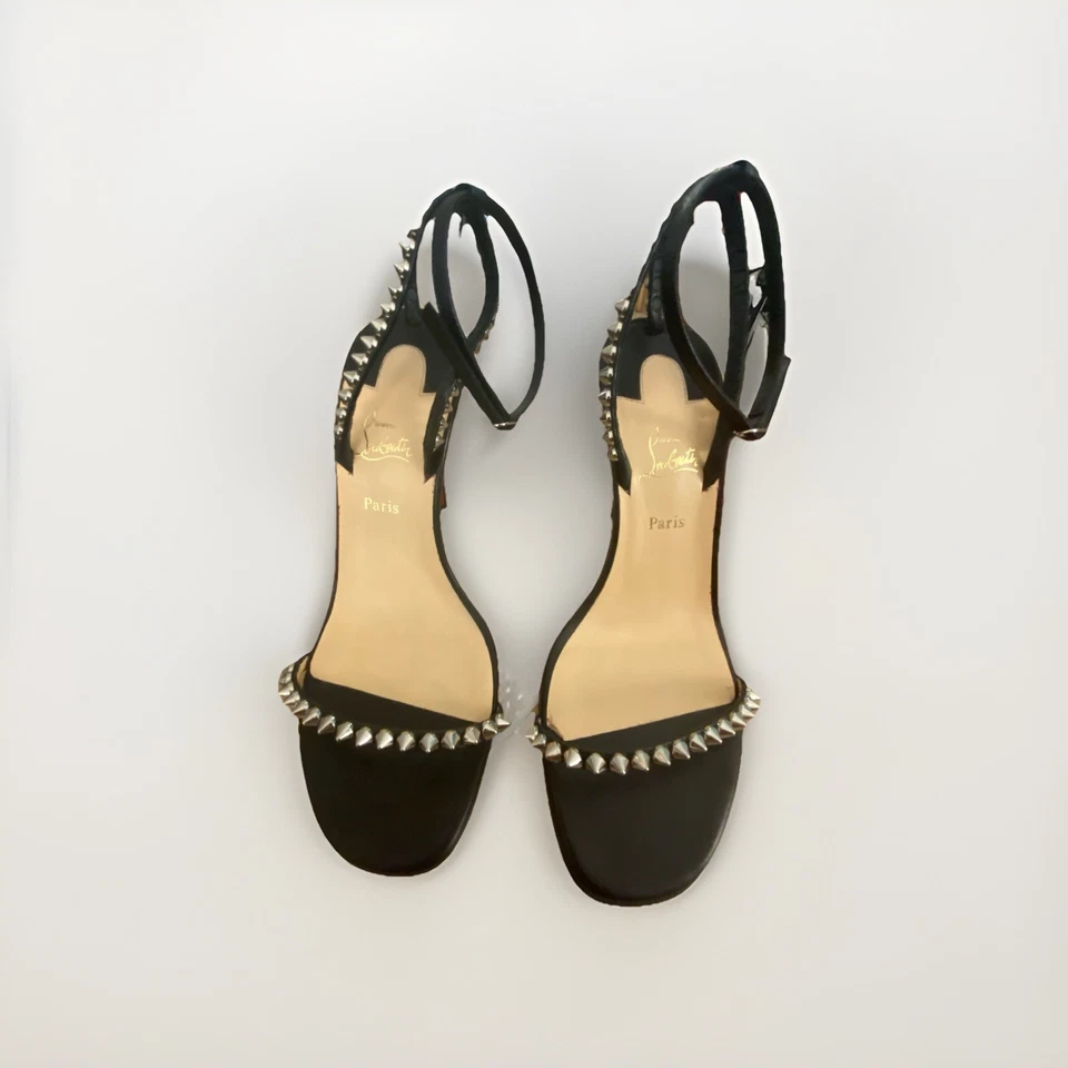 Christian Louboutin So Me 100 Sandalias Cuero Negro Tachonado Talla 36 1200129 BK65 Foto 2 de 4