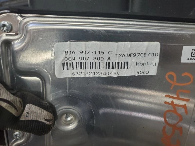 Engine ECM Electronic Control Module ID 80A907115C Fits 23 AUDI Q5 1856744 Foto 2 de 4