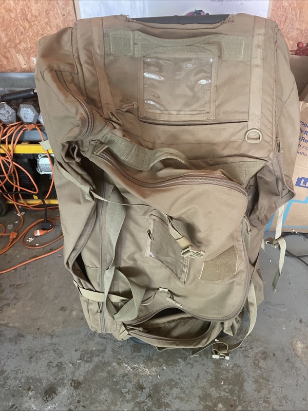 AWS Coyote Brown Roller Travel Rolling Cargo Bag