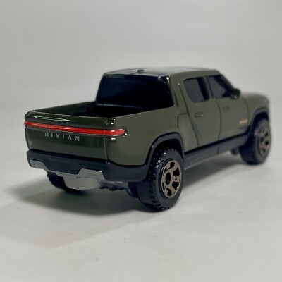 MATCHBOX RIVIAN R1T vert #17 Basic Mainline 2024 étui D (en stock) neuf