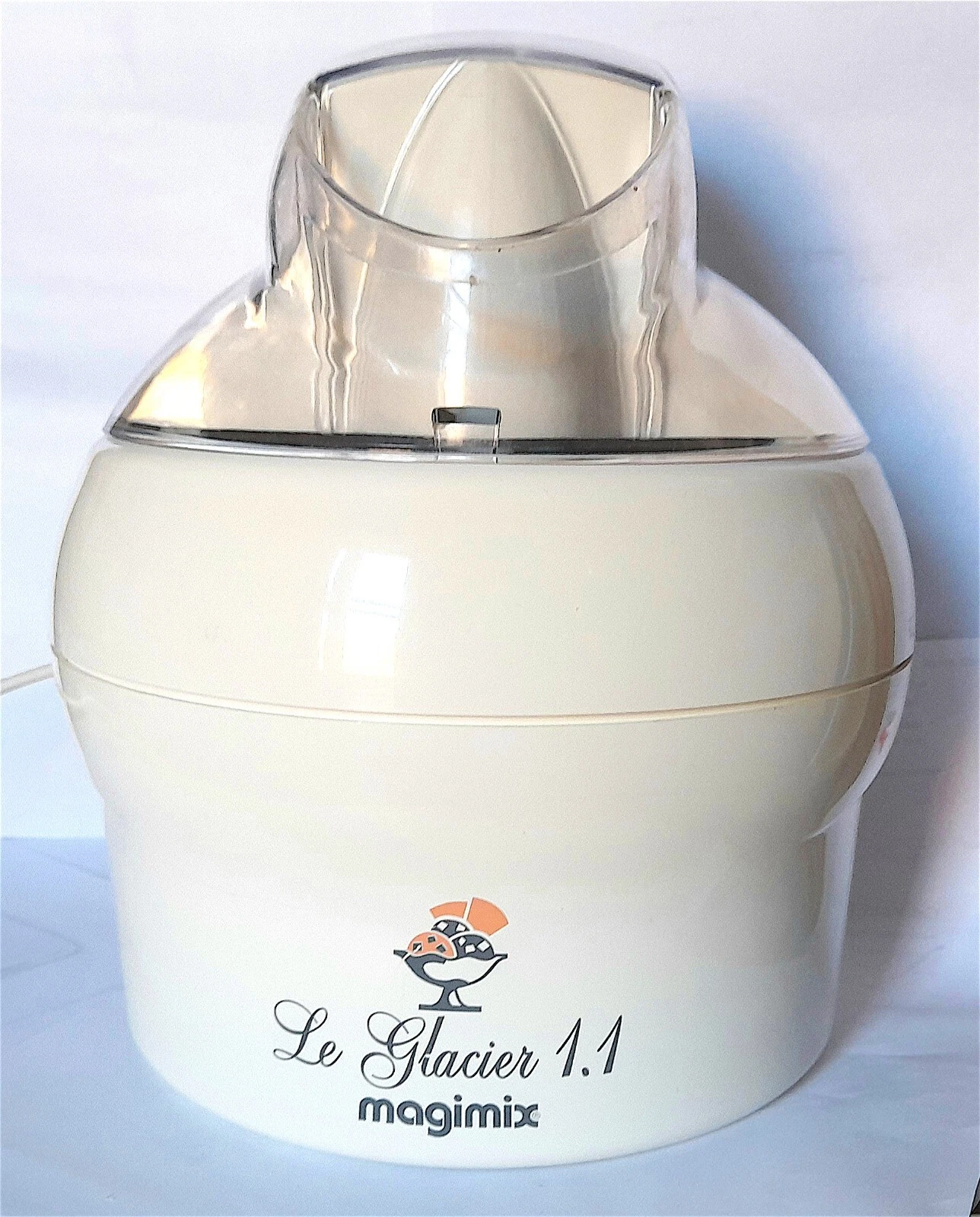 MAGIMIX - LE GLACIER - ICE CREAM MAKER - 230 V - 15 W - 22 x 14 cm WORKING WELL