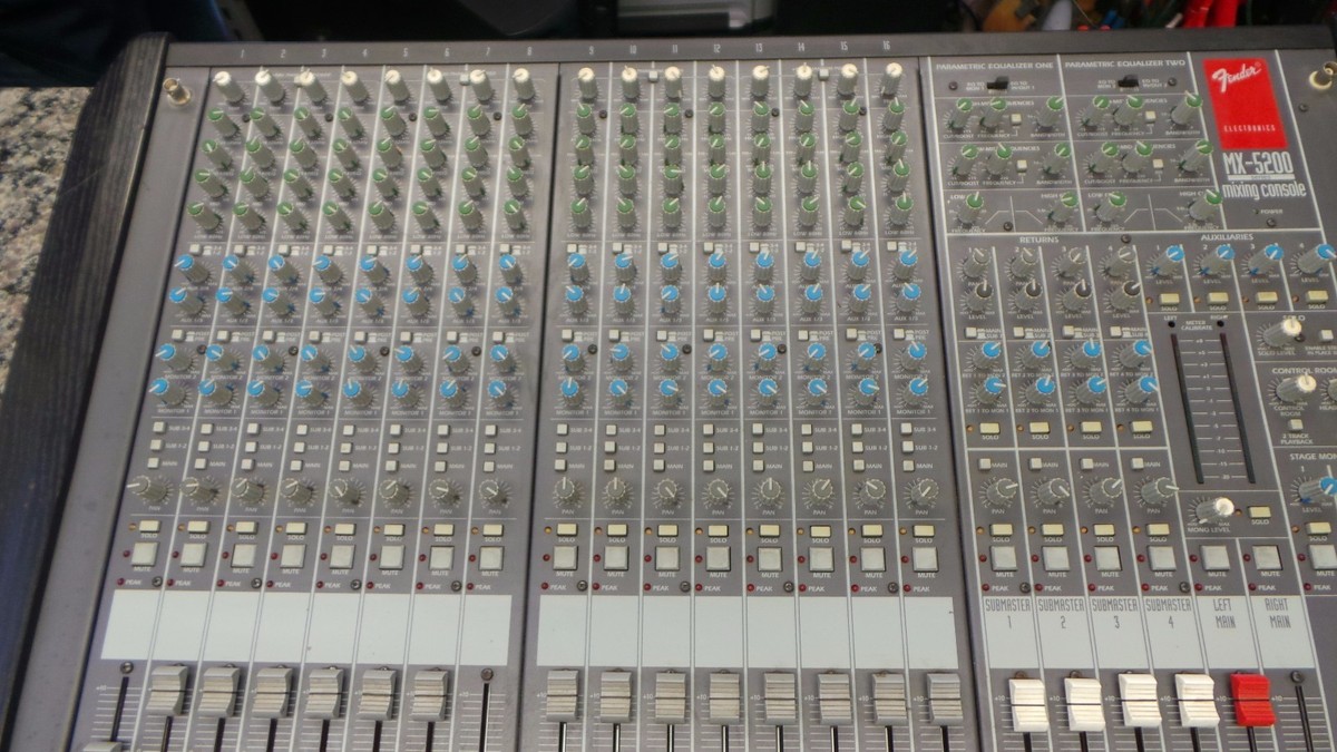 M出品 USED FENDER MX-5200 MIXER 75889-1 (ARO) LOC. BB-1 | eBay