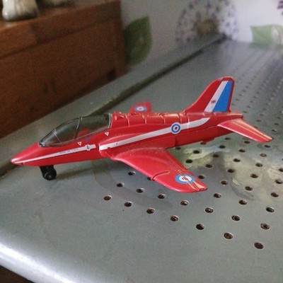MATCHBOX BAe HAWK T MK1 REDARROW DIECAST METAL TOY 1991 MATCHBOX INT'L LTD