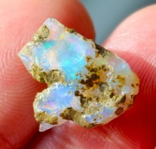 Opale de Feu Brute Multicolore d'Australie de 4,435 ct