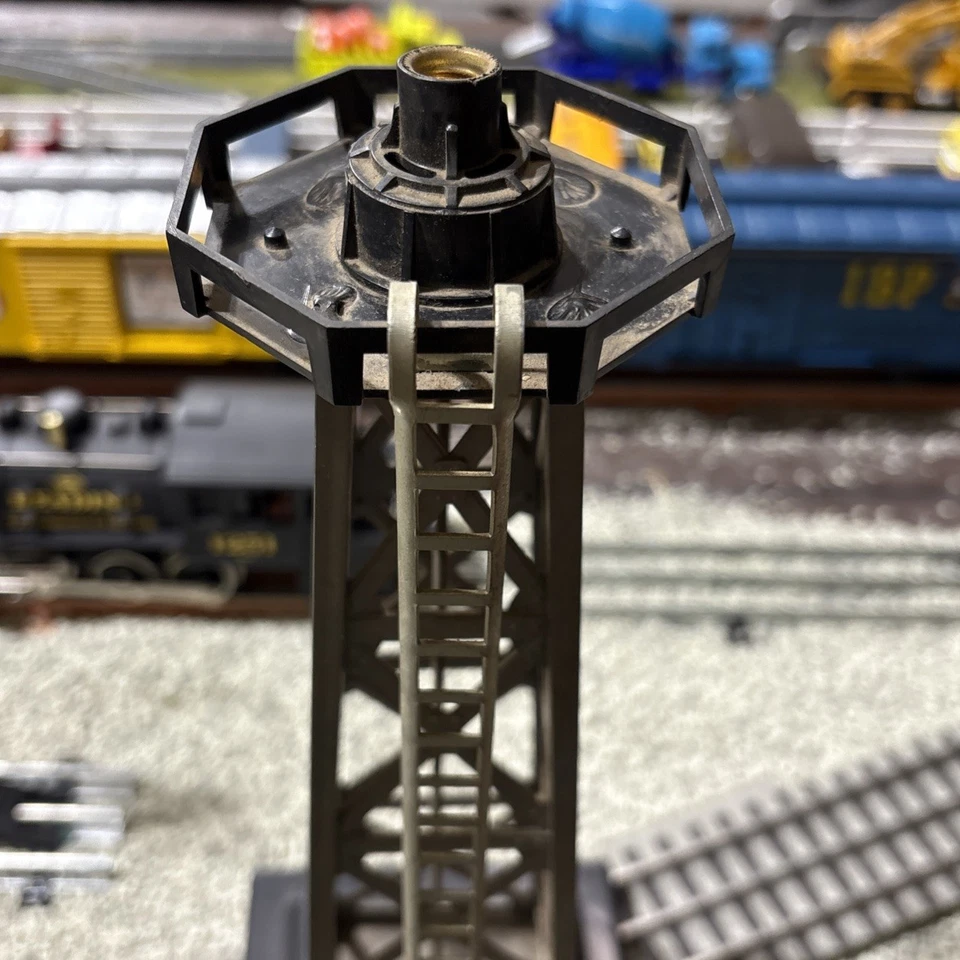 Original 1950's MARX O Scale 0446 Train Railroad BEACON TOWER Missing Light - Image 3 of 3