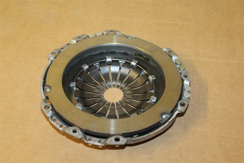 Clutch pressure plate 1.4 TDI BNM Polo / Fox 045141025CX New genuine VW part - Picture 2 of 2