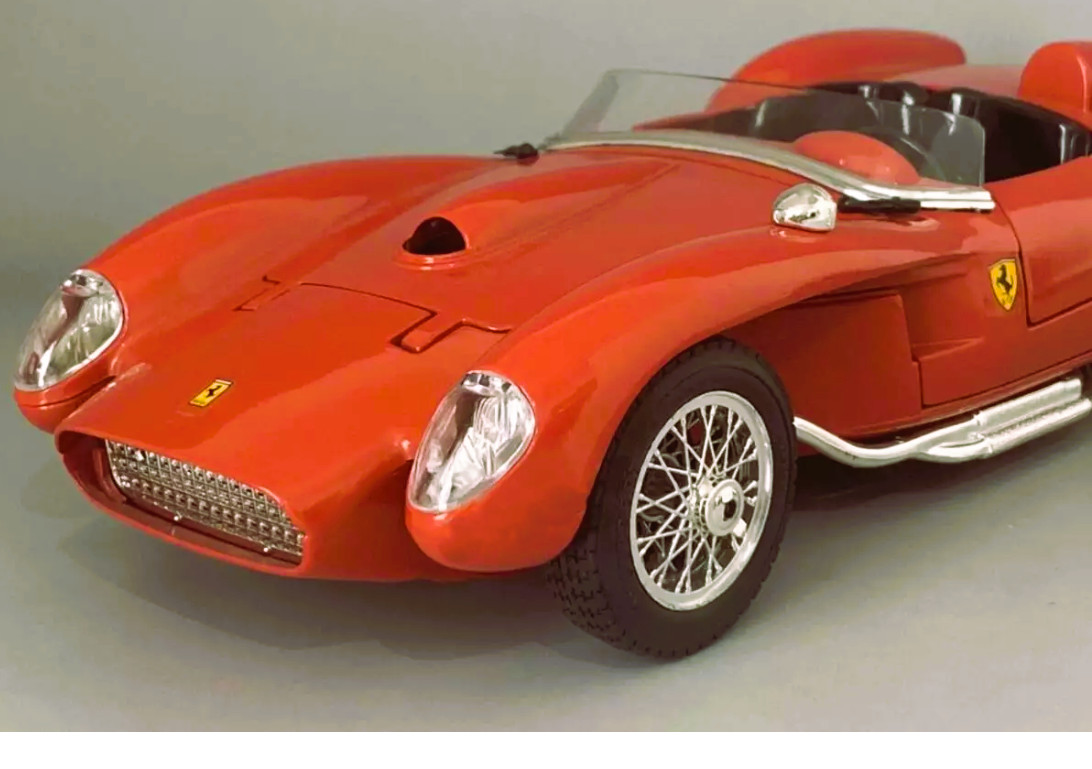 Ferrari Race Car w/Spoke Wheels & 12Cyl. Engine Custom Metal Body1:18SCALE MODEL