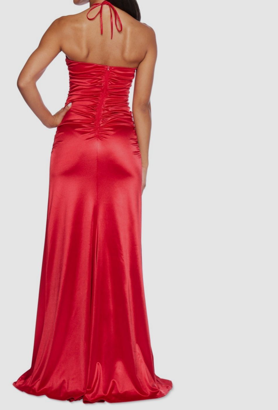 B Darlin Women Red Juniors' Satin Keyhole Halter Gown Size 13/14