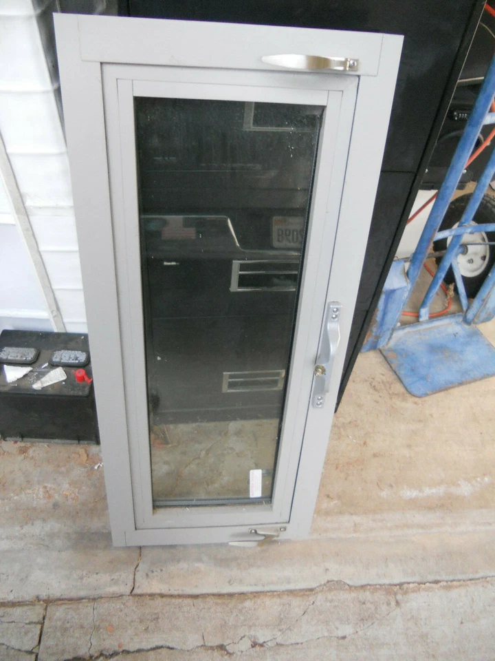 PEERLESS BLAST RESISTANT WINDOWS- MILITARY GRADE {LT-15} NEW! (OLD STOCK) - Image 2 of 4