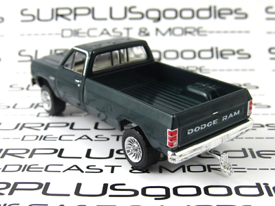 2024 Greenlight LOOSE Dark Green LIFTED 1982 DODGE POWER RAM W250