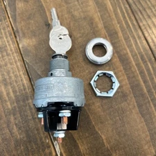 PK682 ignition key switch. New.