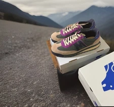 Karhu Mestari Control Irish Cream/India Ink Sneakers