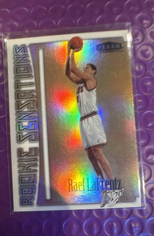 1999-00 Fleer Tradition - Rookie Sensations Raef LaFrentz #10 RS