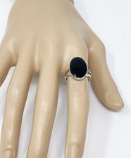 VTG Artisan 925 Sterling Silver Black Onyx Oval Cabochon Ring Minimalist SZ 6.75