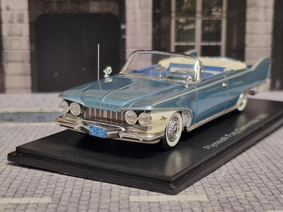 1/43 NEO SCALE MODELS - PLYMOUTH FURY CONVERTIBLE 1960 - Immagine 2 di 4