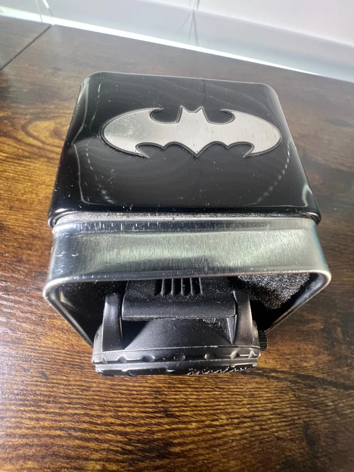 Reloj Batman Accutime Correa de Goma Negro Reloj Cuarzo DC Comics Nuevo en Caja Negro Ai Foto 4 de 4