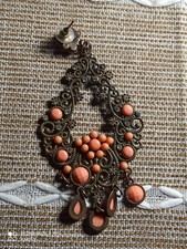 Boucles D'oreilles Clips Perles De Corail - 2,4 Cm, Couleur Rose Corail, Occasion