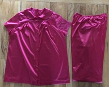 Vintage Pajamas Red Top Pants Silky Satin Short Sleeve Set Valentines Day Sz Med