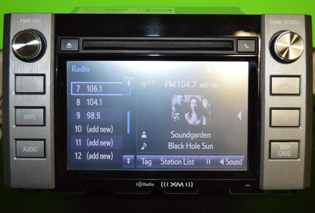 14-19 Toyota Tundra factory Entune Nav CD player HD radio 57074