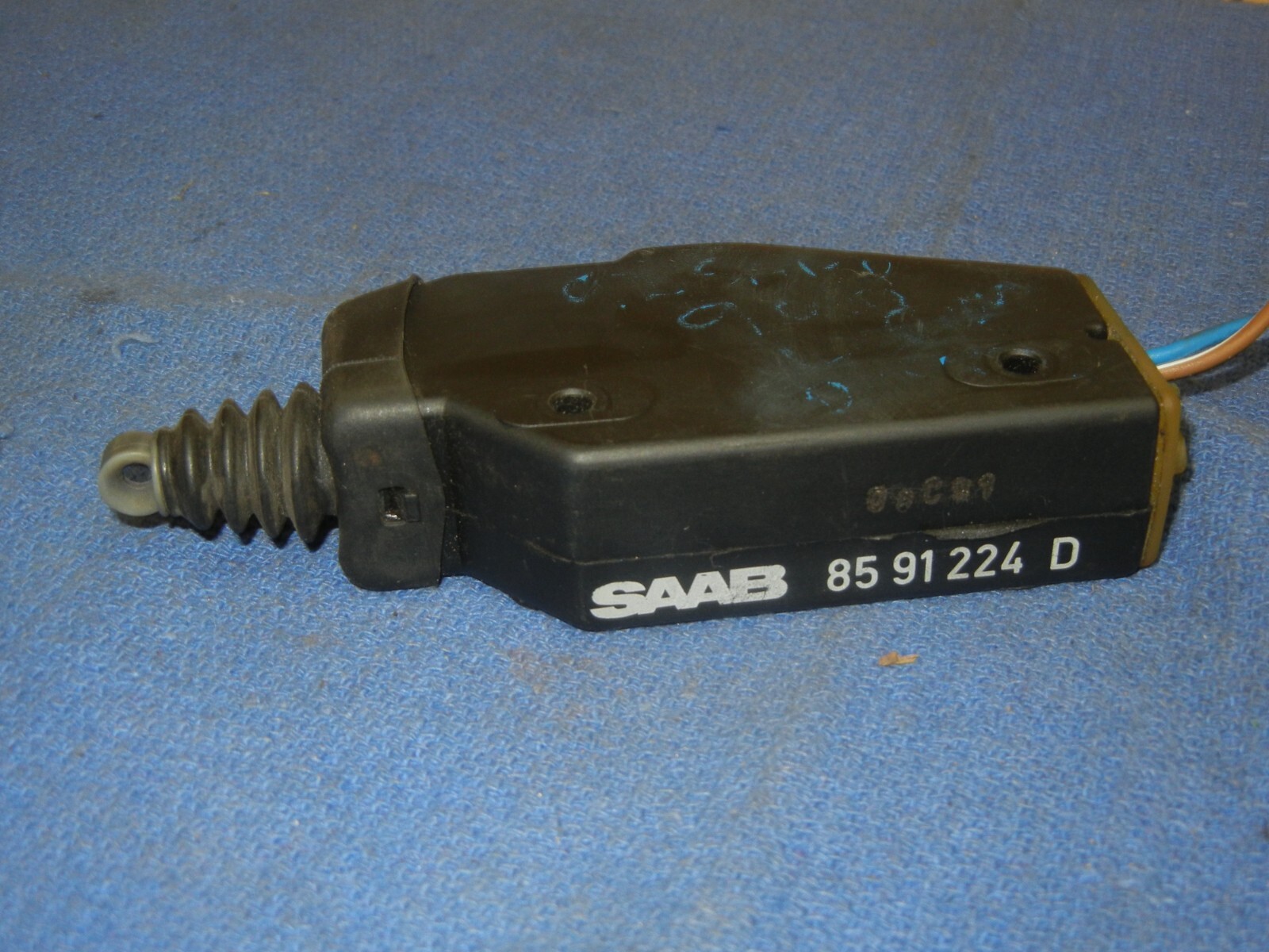 Picture 1 of 3