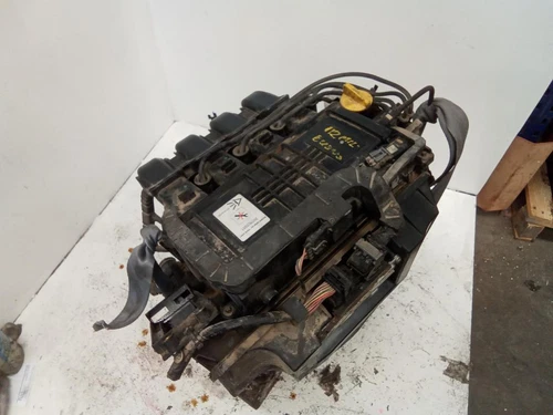 D4F740 Motor Completo para RENAULT CLIO III * 1416612 - Imagen 1 de 5
