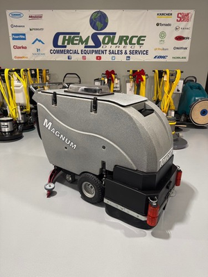 #ad Tomcat Magnum 26D Walk Behind Disc Floor Scrubber 10796600 $4795.00